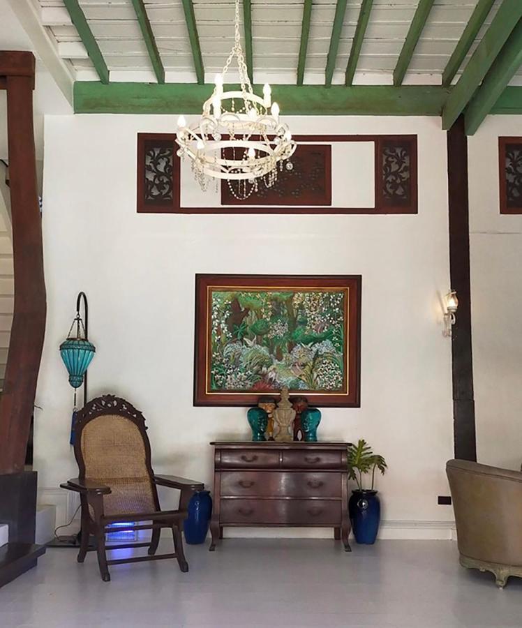卡斯蒂略帕拉多雷斯住宿加早餐旅馆 Taal 外观 照片