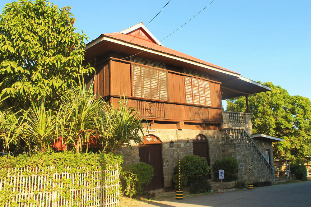 卡斯蒂略帕拉多雷斯住宿加早餐旅馆 Taal 外观 照片
